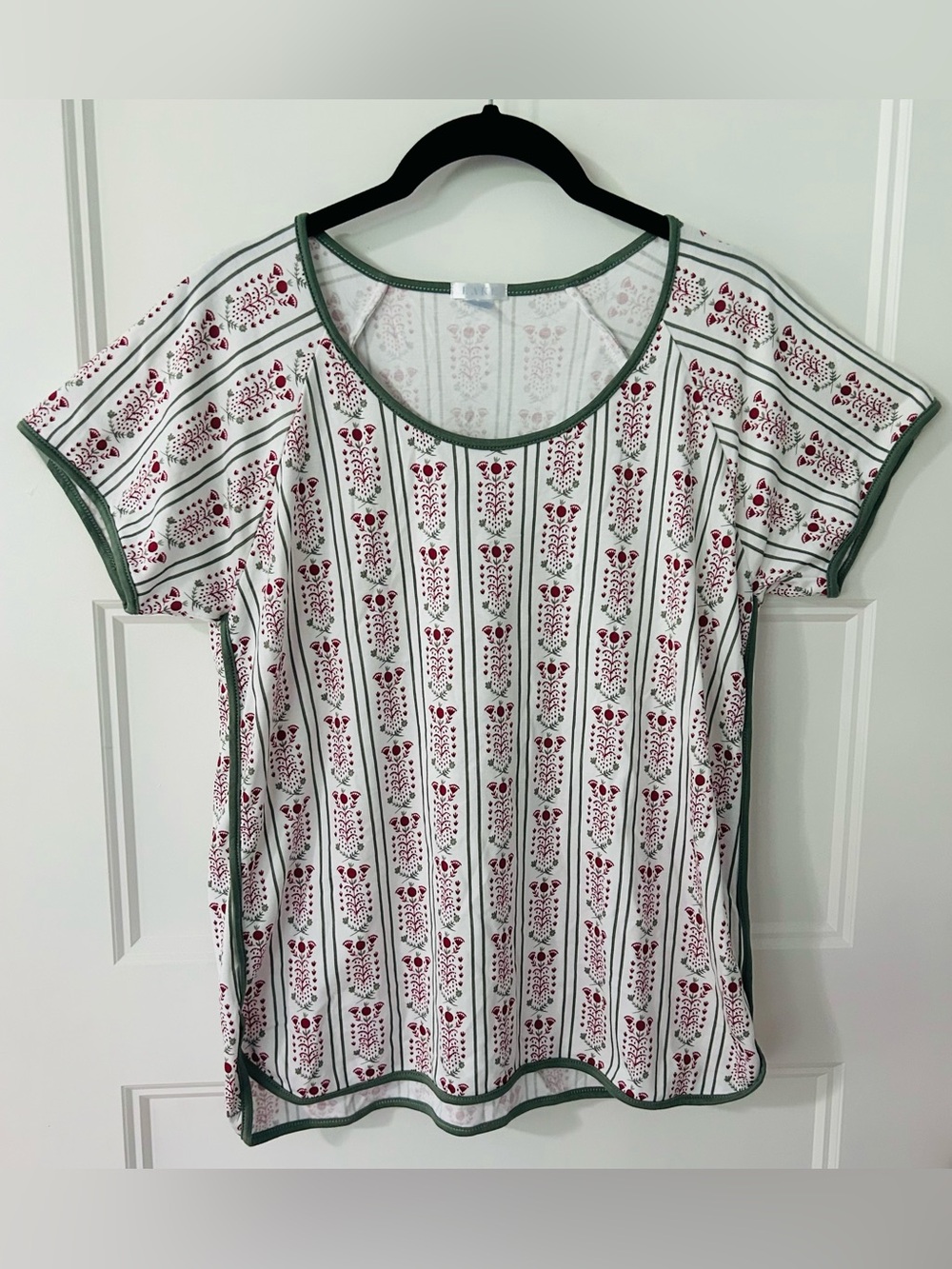 Lake Peru Pima Cotton Floral Print Tee Green Trim Women M Comfy Soft Cottagecore